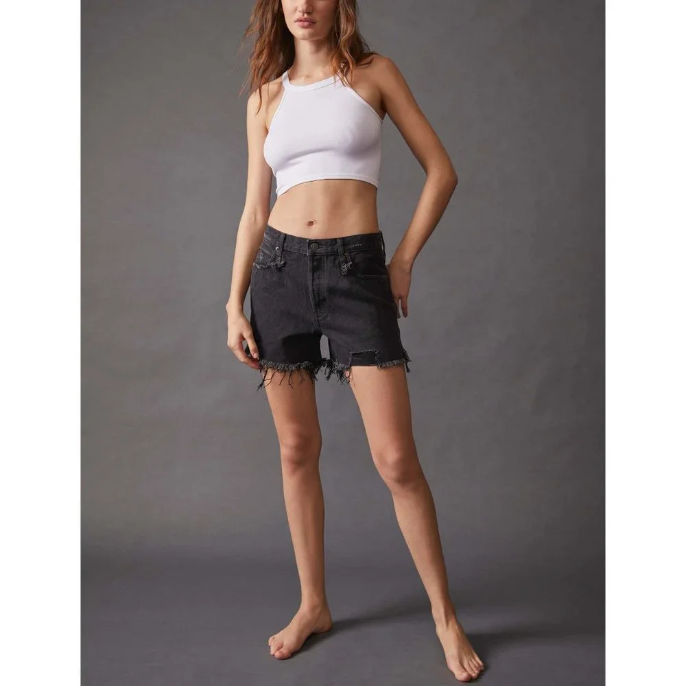 🎉LAST CHANCE🎉 FREE PEOPLE Makai Cut Off Shorts / Washed Black - Picture 2 of 9